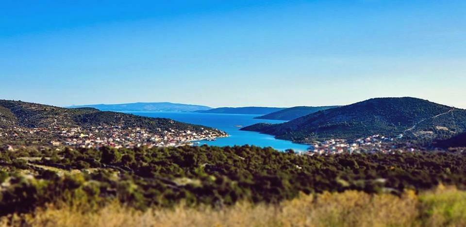 Villa Supuk Vinišće Exterior foto